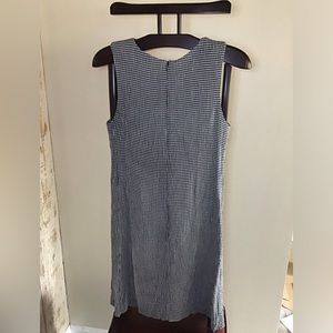 Black and white sheath dress